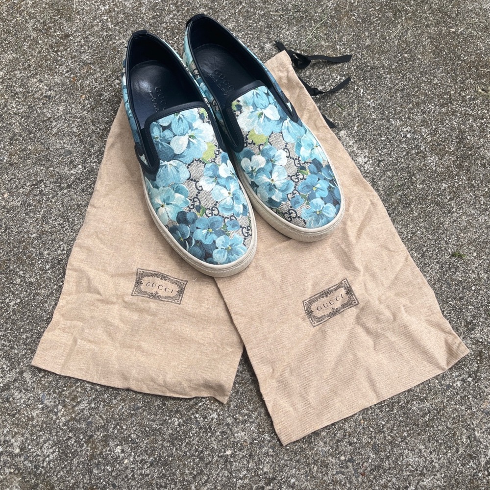 Gucci Floral slip on shoes